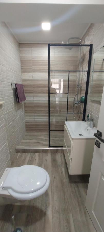 Apartament Nina Apartment Navodari Luaran gambar